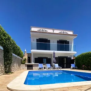 vivenda-silvestre.hotelaalgarve.com/